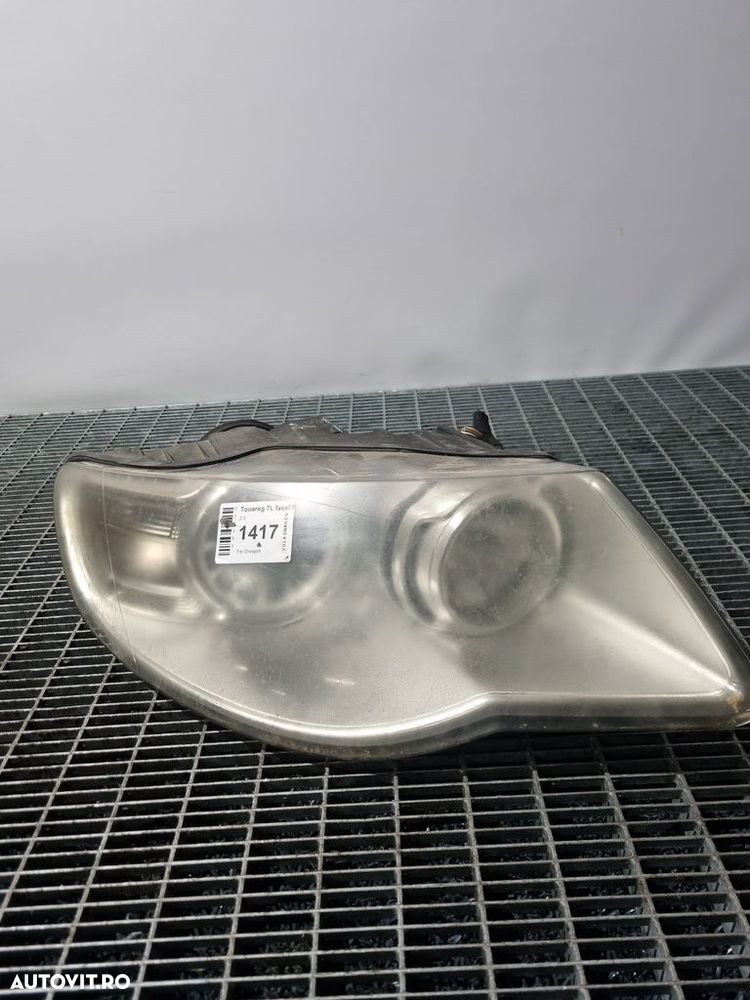 Far Dreapta Volkswagen Touareg 7L facelift 2007 - 2011 SUV 4 Usi (1417) Cu lupă - 1
