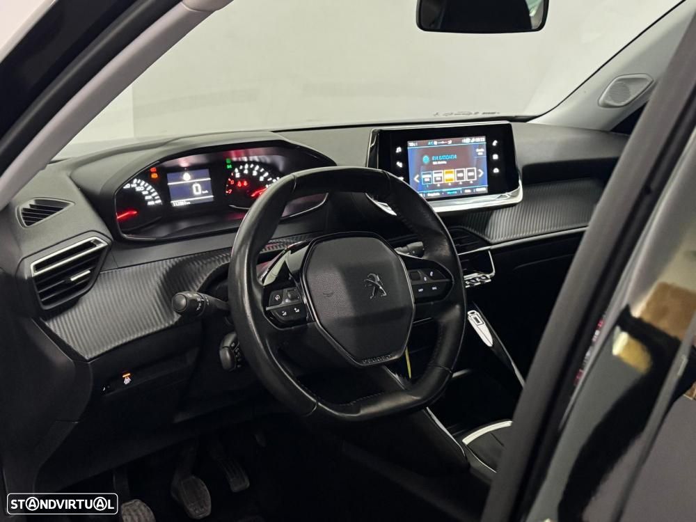 Peugeot 2008 1.2 PureTech Active Pack - 24