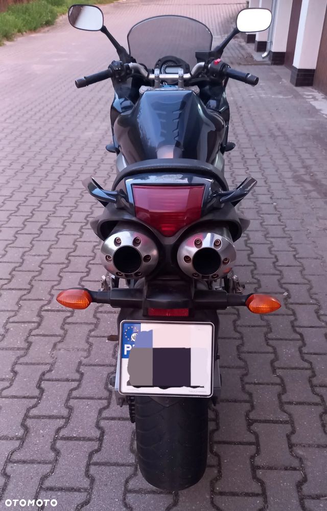 Yamaha FZ6 - 4