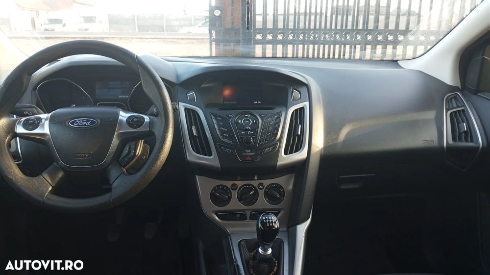 Ford Focus - 5