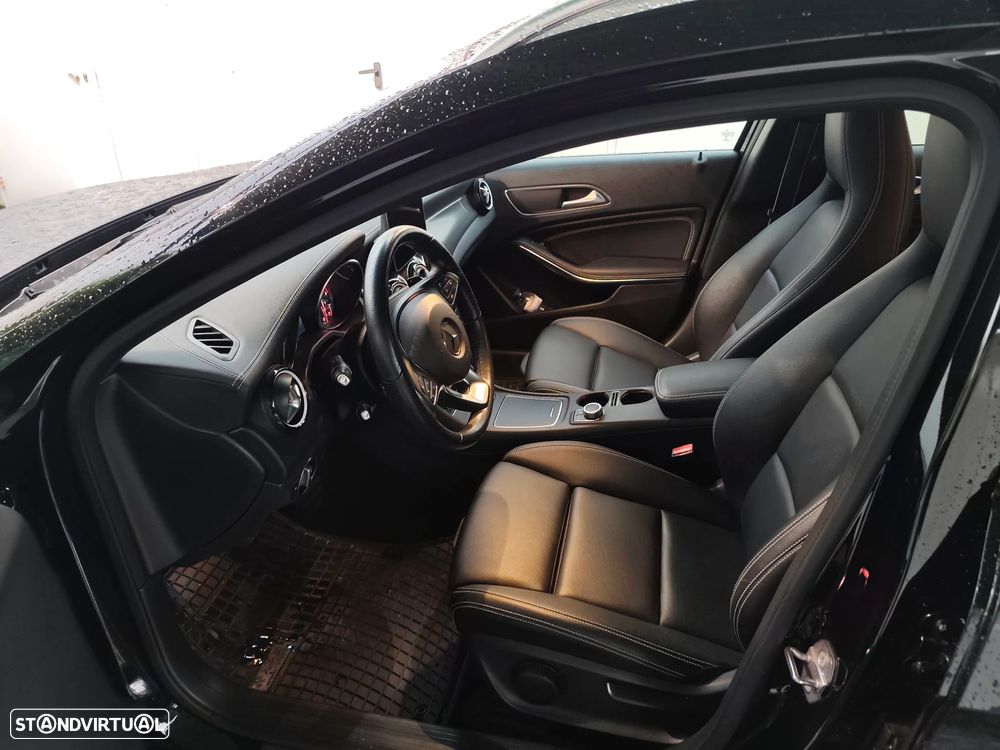 Mercedes-Benz GLA 220 d 7G-DCT AMG Line - 39