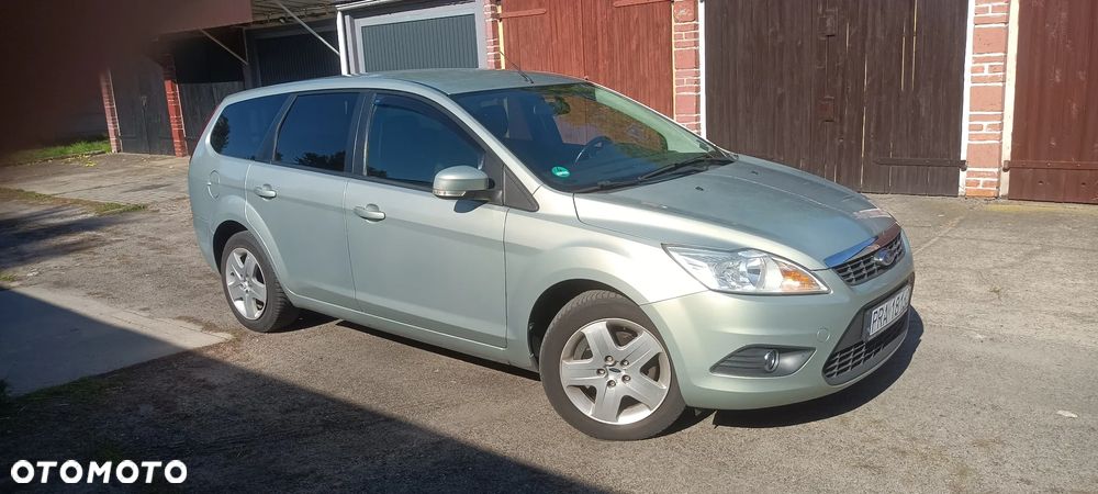 Ford Focus 1.6 16V Ambiente - 3