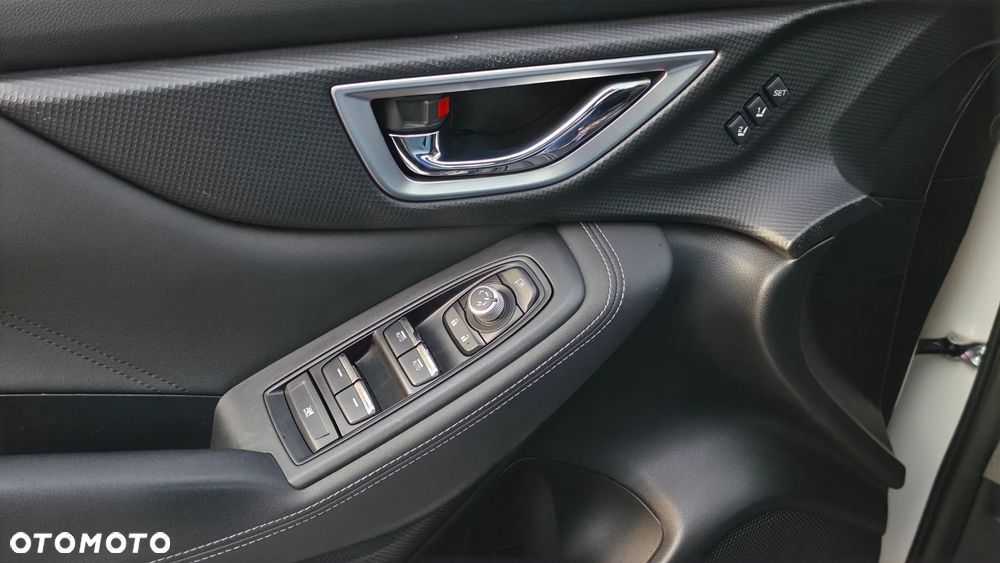 Subaru Forester 2.0i-L Platinum (EyeSight) Lineartronic - 30