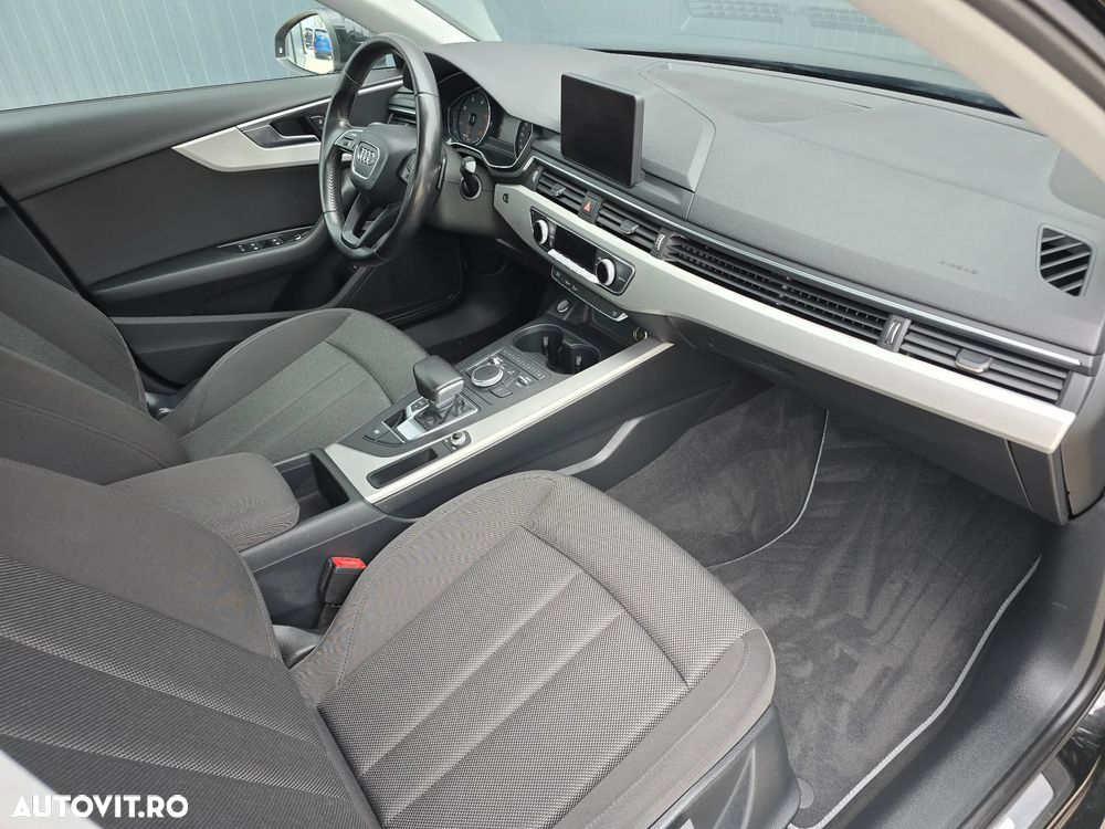 Audi A4 2.0 TDI DPF clean multitronic Ambiente - 7