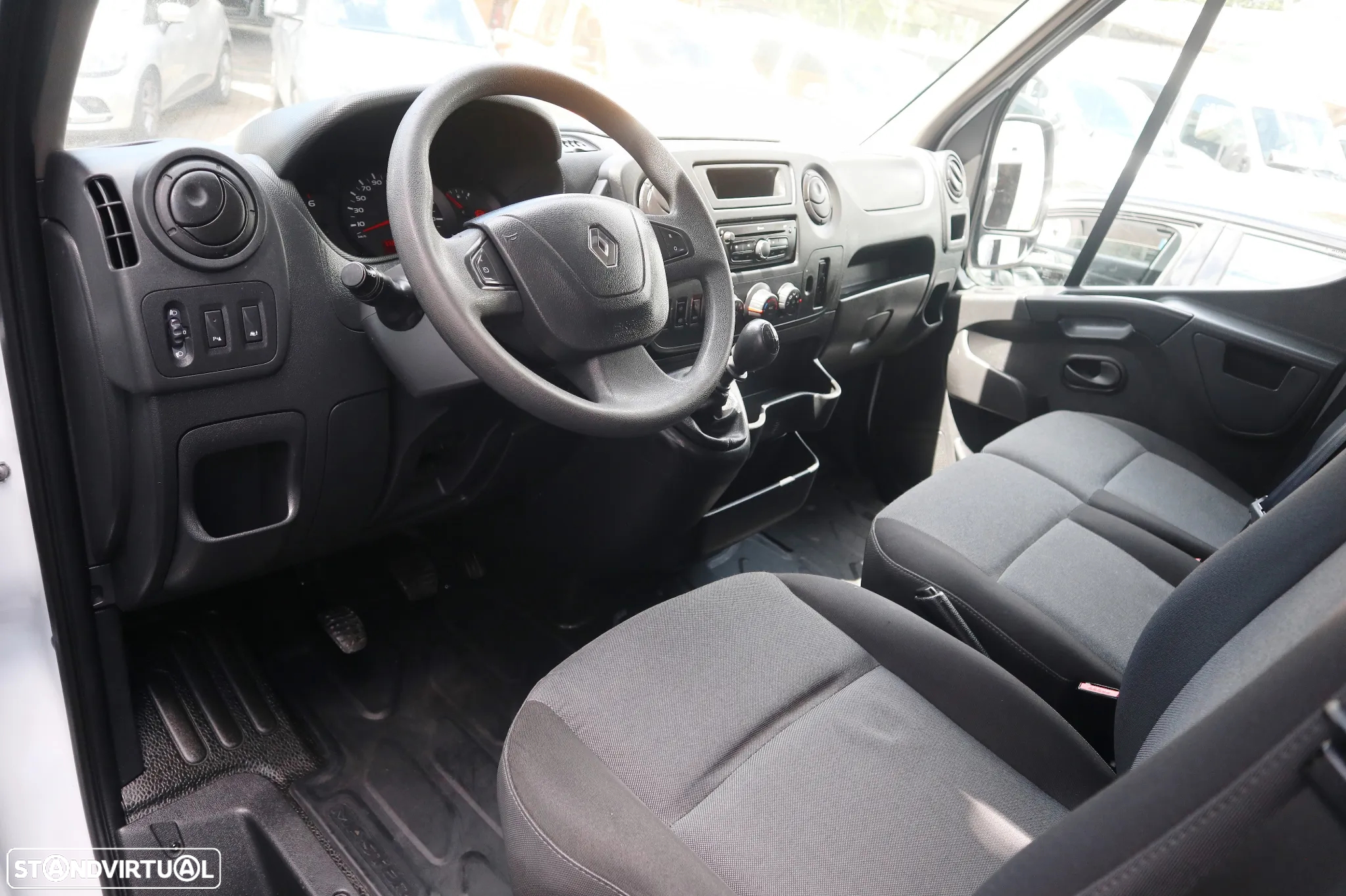 Renault Master 2.3 dCi 145 L1H1 - 15