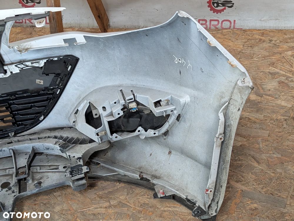 ZDERZAK PRZEDNI OPEL ASTRA IV J LIFT  Y40R - 7
