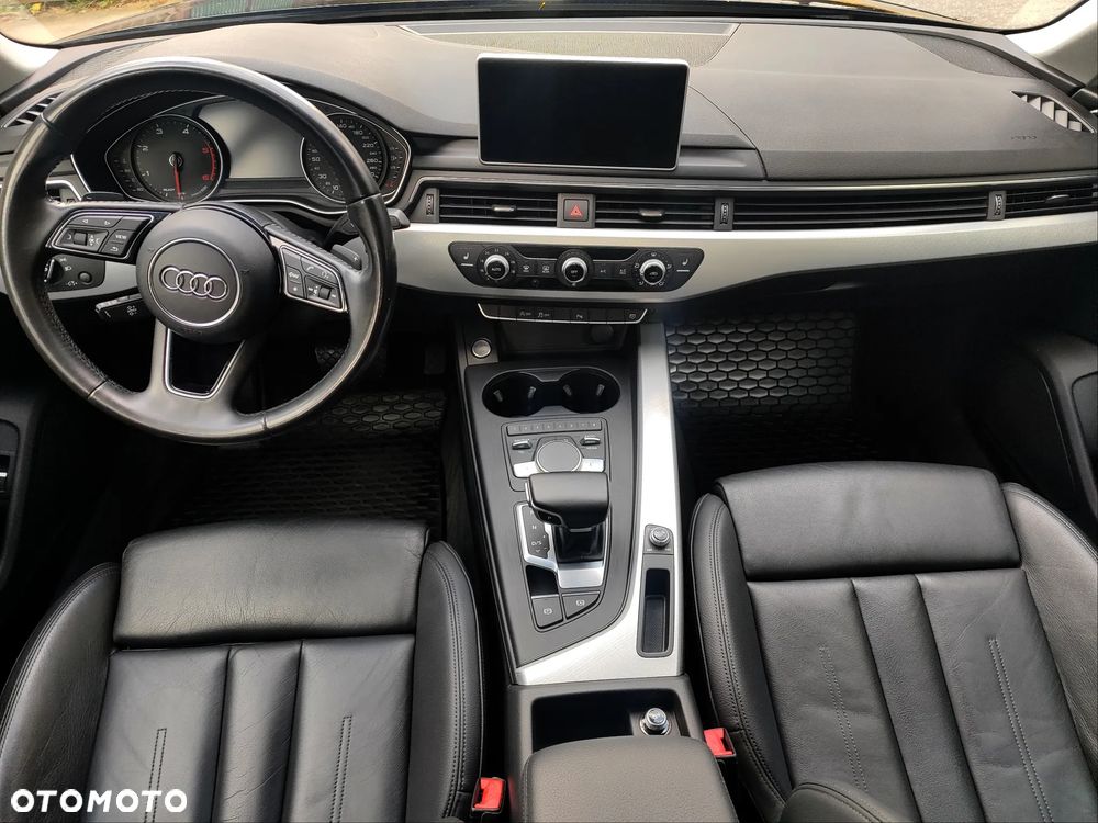 Audi A4 Limousine - 5