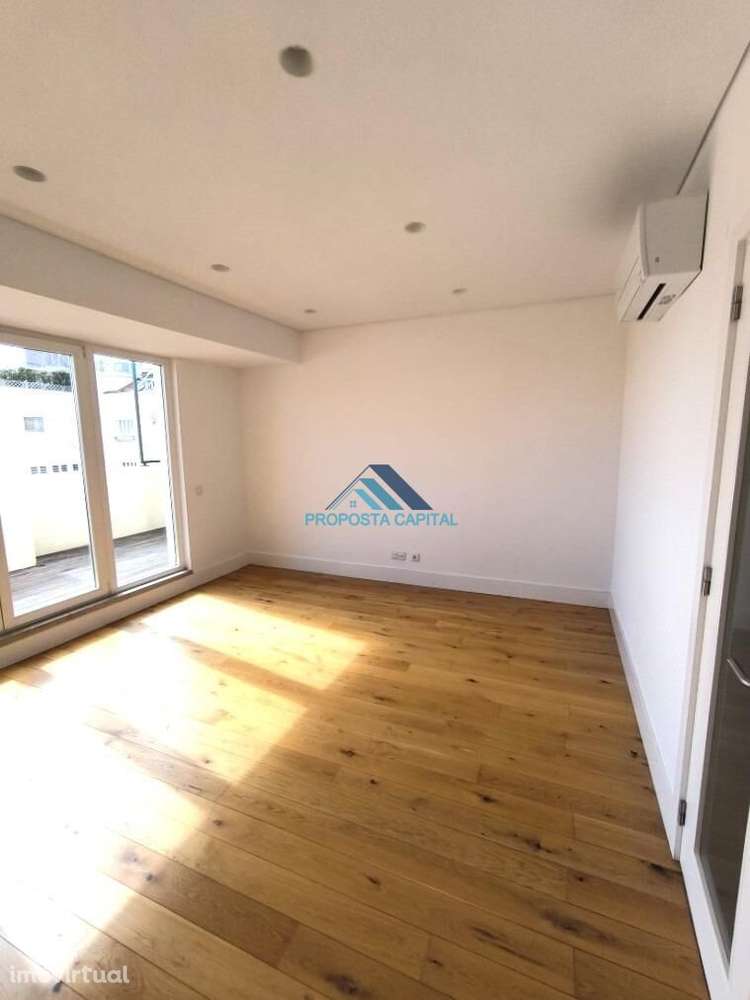 Apartamento T4 – 2 Salas - Terraço - Grande imagem: 3/53