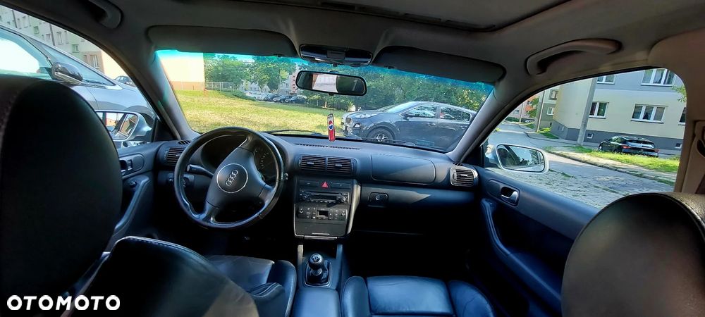 Audi A3 Sportback 1.8 Ambition - 10