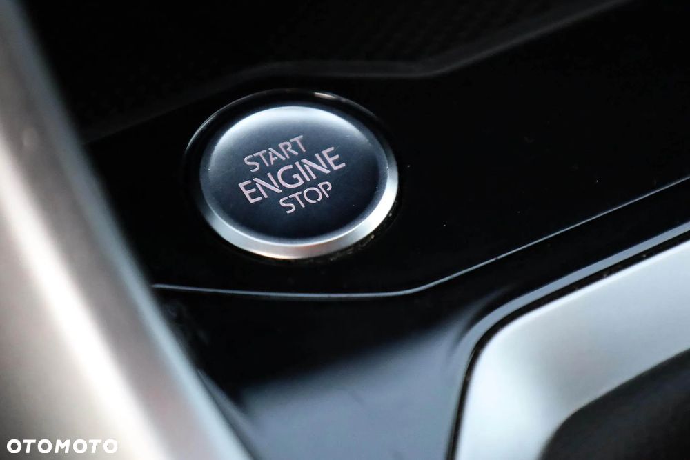 Volkswagen T-Roc 1.5 TSI Life DSG - 30