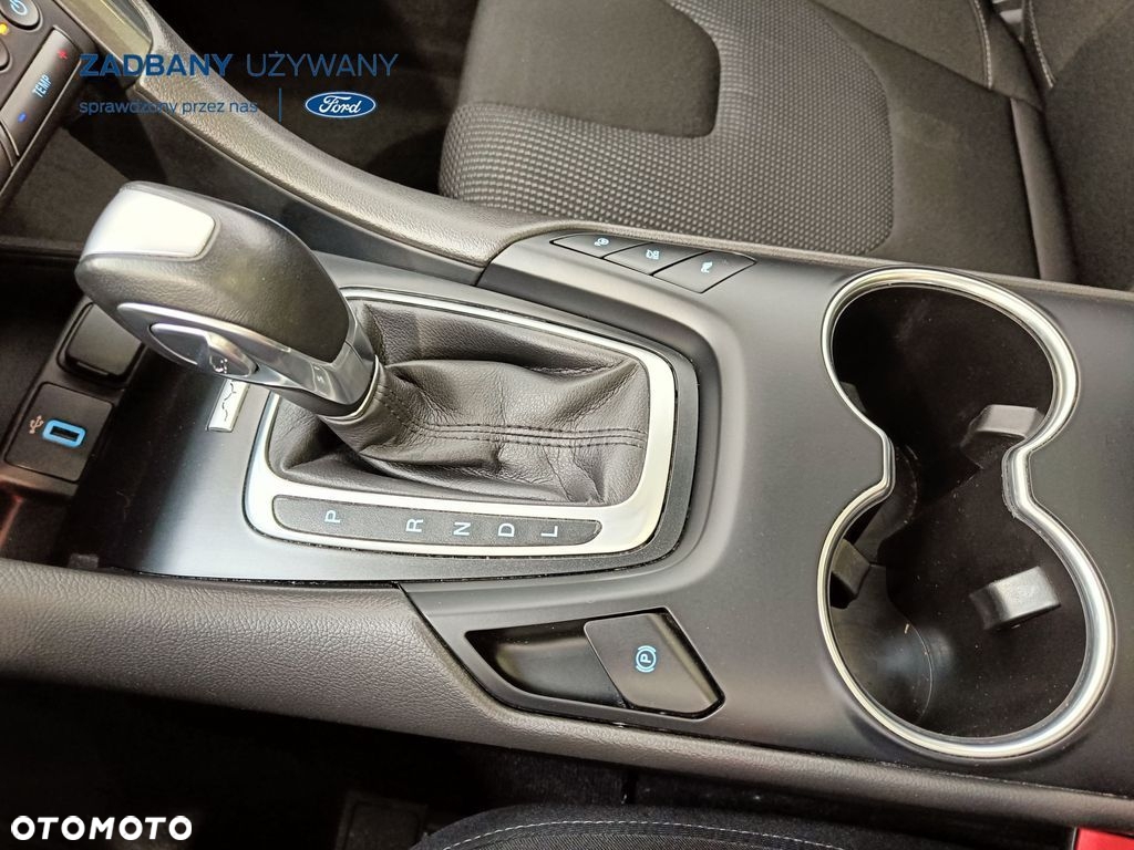 Ford Mondeo 2.0 Hybrid Titanium - 22
