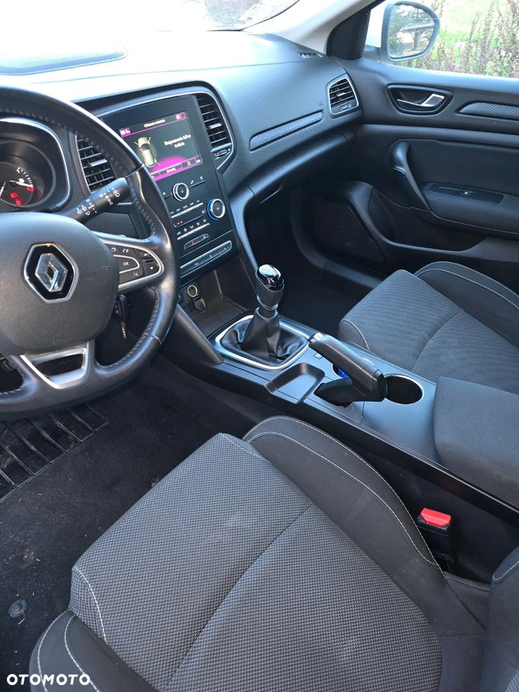 Renault Megane BLUE dCi 115 BUSINESS EDITION - 14