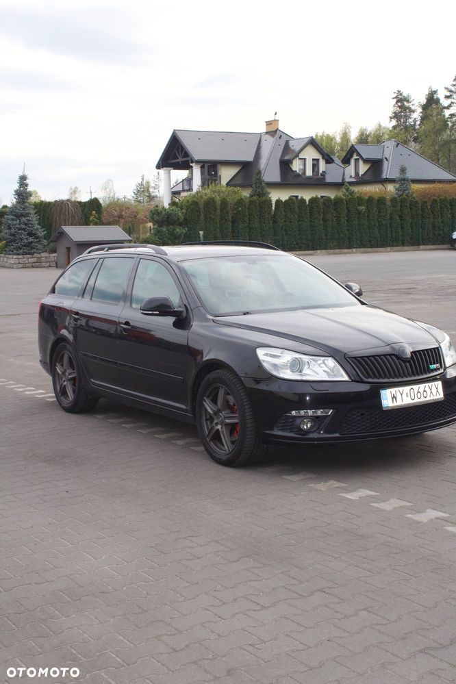 Skoda Octavia 2.0 TDI CR DPF RS - 2