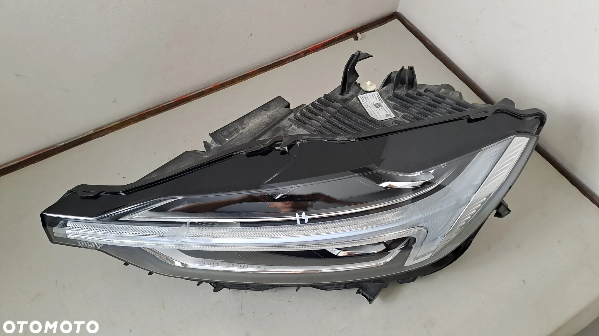VOLVO XC 60 II 17- LAMPA LEWA PRZÓD FULL LED 32133548 EU - 7