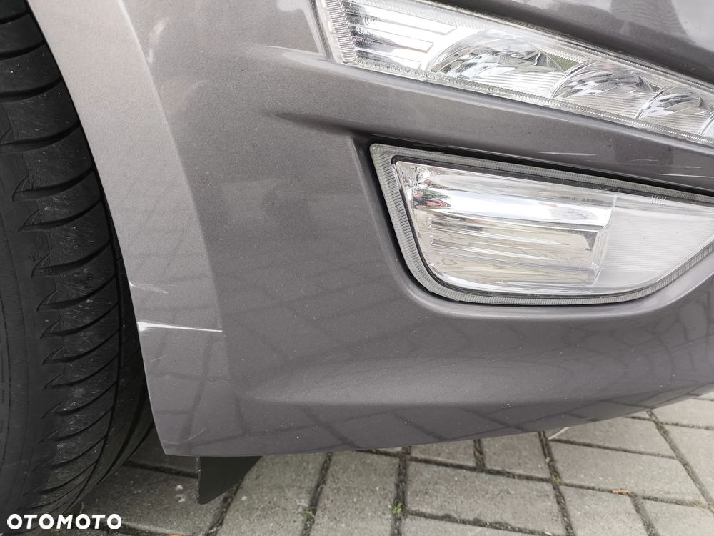 Ford Mondeo SW 2.0 TDCi Titanium - 12
