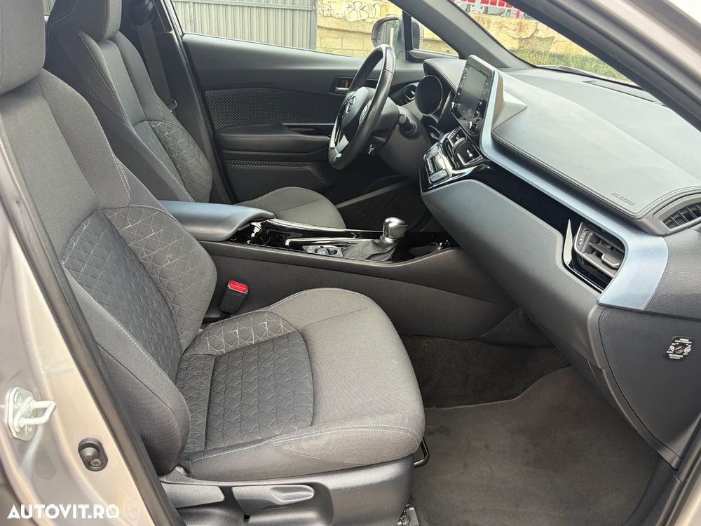 Toyota C-HR Business-Edition - 24