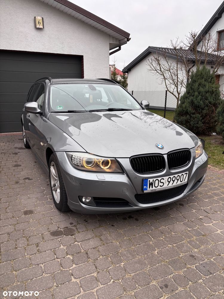 BMW Seria 3 318d DPF - 2