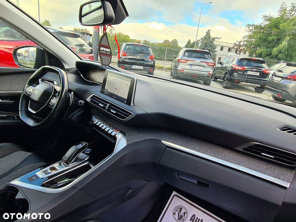 Peugeot 3008 1.2 PureTech Allure S&S EAT6 - 35