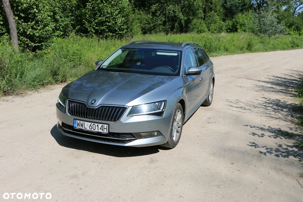 Skoda Superb 2.0 TDI Style - 1