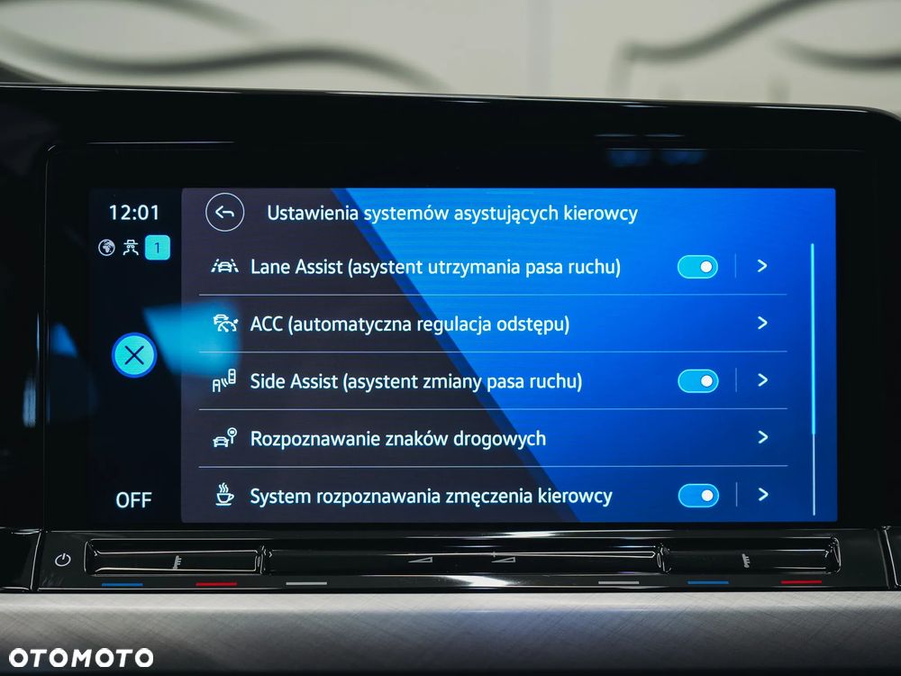 Volkswagen Golf - 26