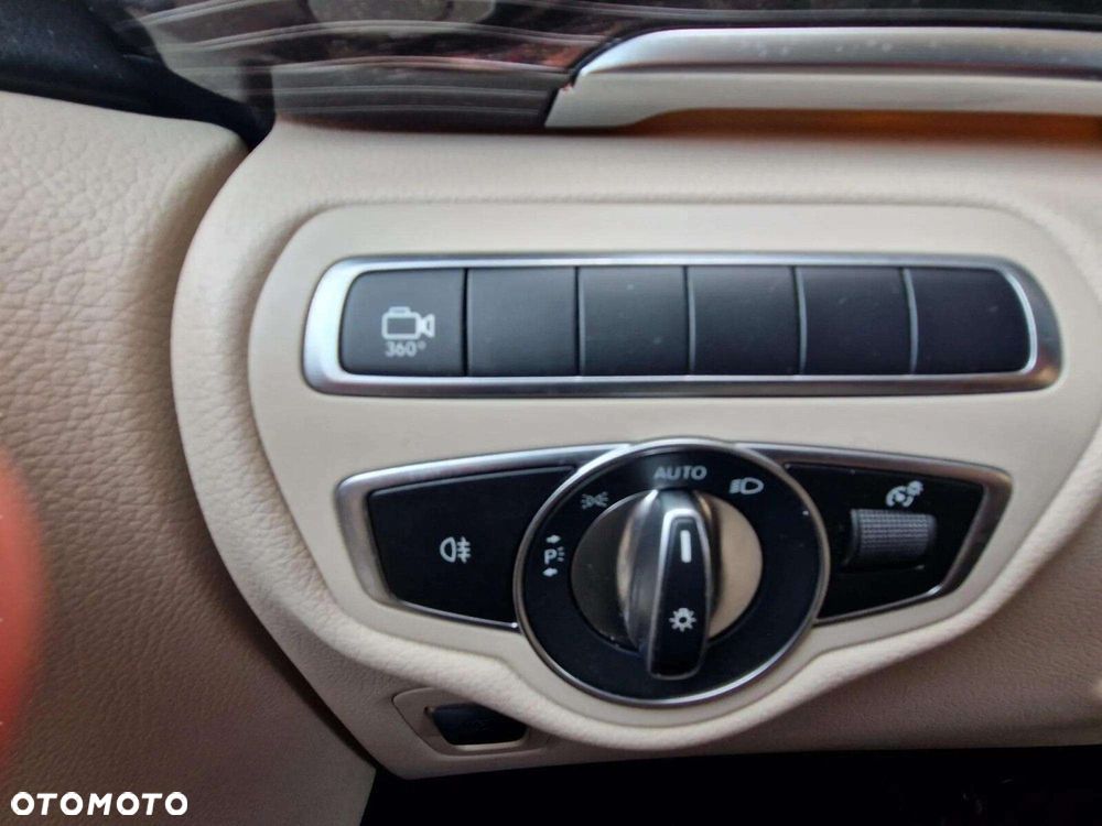 Mercedes-Benz Klasa V 250 d Avantgarde 9G-Tronic (d³ugi) - 14