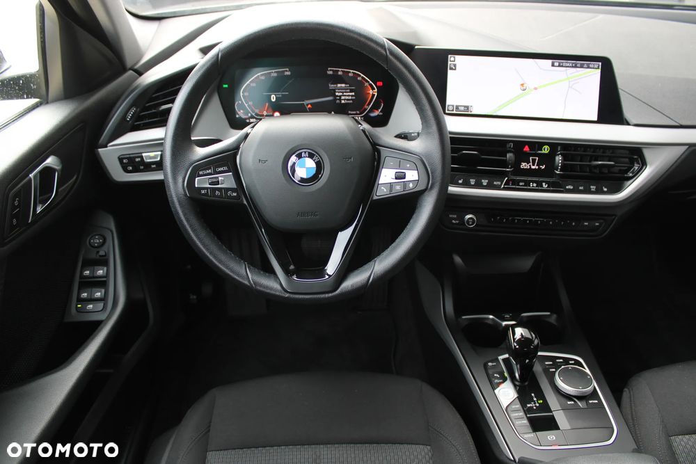 BMW Seria 1 118i - 14