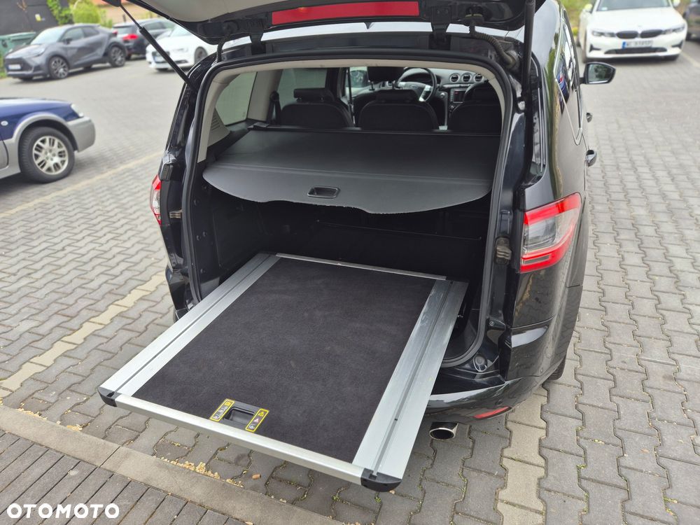 Ford S-Max 2.0 T Titanium - 13