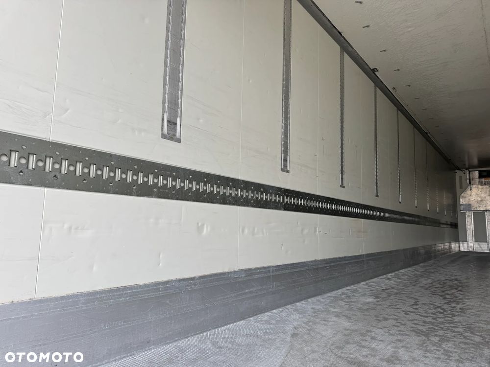 Krone Chłodnia ,Doppelstock , Carrier Vector 1550, Kwiatowa 2,50m - 13