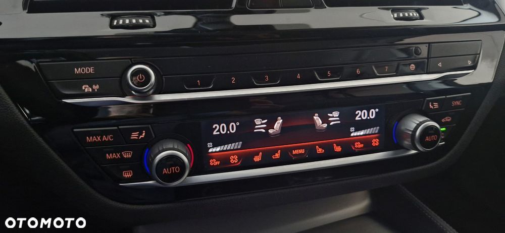 BMW Seria 5 520d xDrive Luxury Line - 17