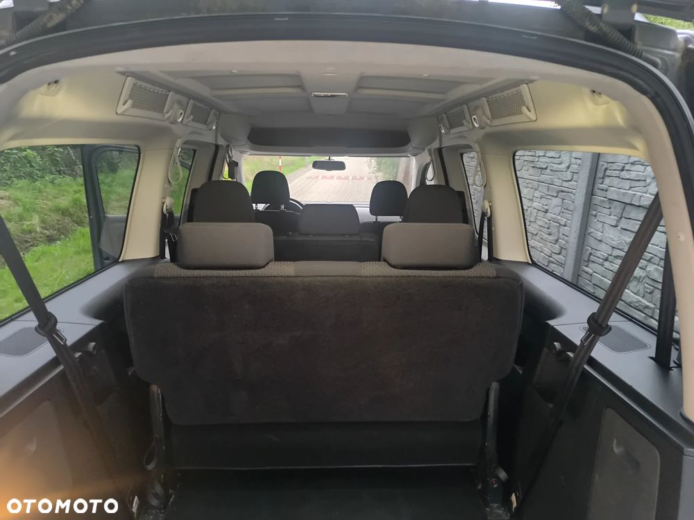 Volkswagen Caddy Maxi Comfortline 4Motion - 7