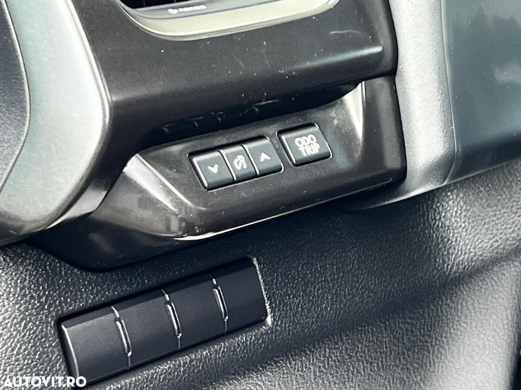 Lexus UX 250h Executive Line - 17