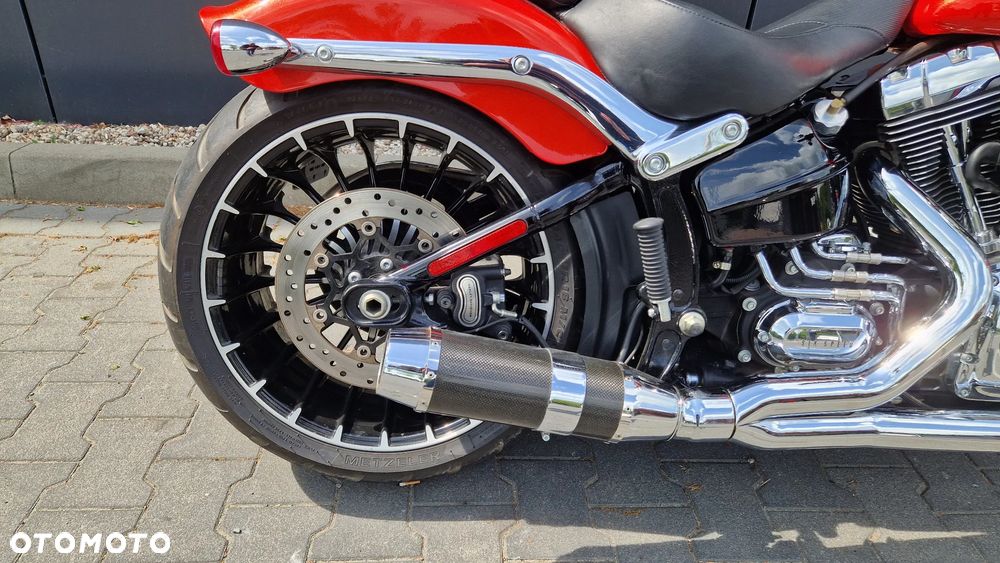 Harley-Davidson FXSB Breakout - 9