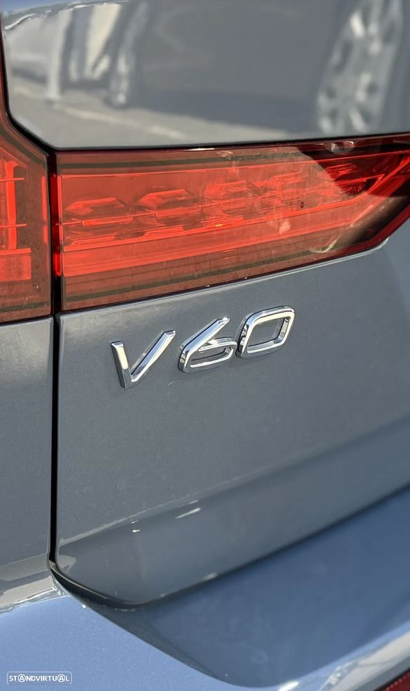 Volvo V60 2.0 B4 Core Auto - 11