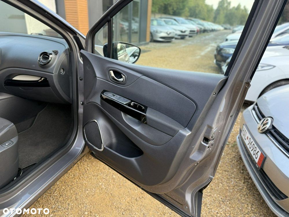 Renault Captur - 30