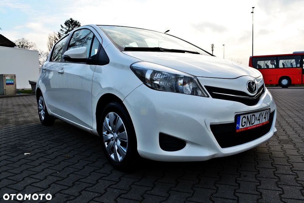 Toyota Yaris 1.0 Active - 2