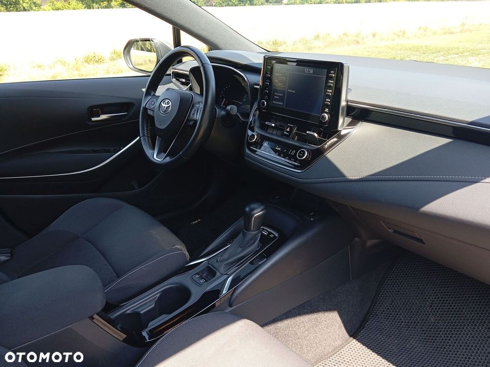 Toyota Corolla 1.8 Hybrid Comfort - 13