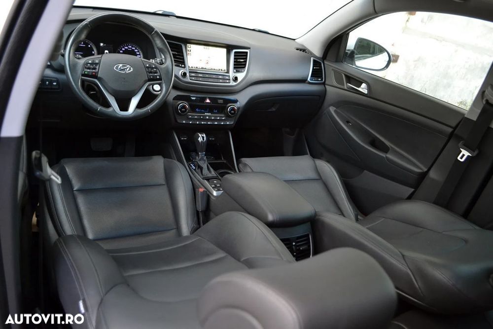Hyundai Tucson 2.0 CRDI 4WD Automatik Premium - 7