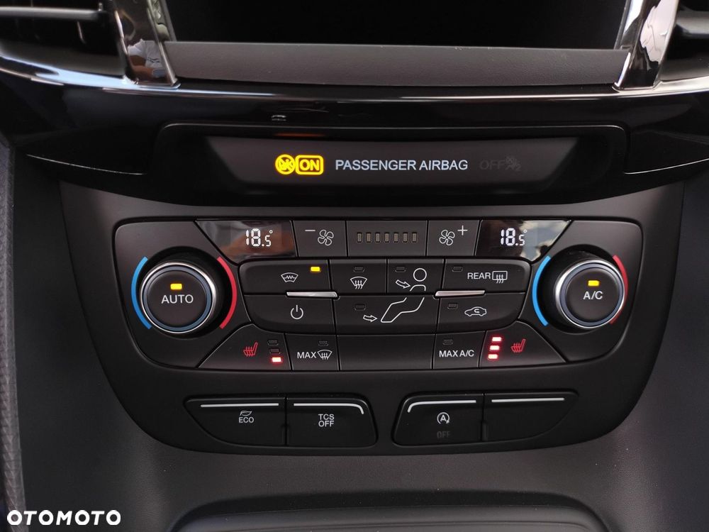 Ford Tourneo Connect 1.5 EcoBlue Titanium PowerShift - 22