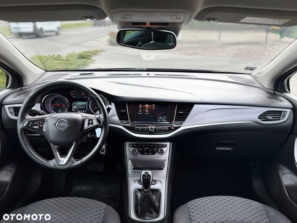 Opel Astra - 10