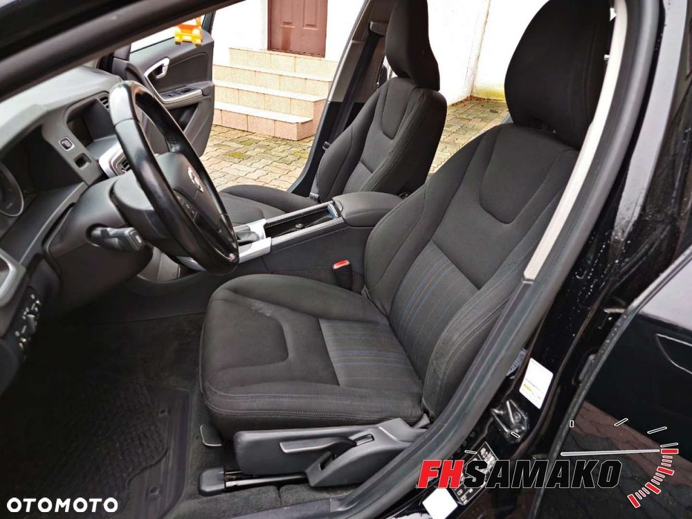 Volvo V60 - 32