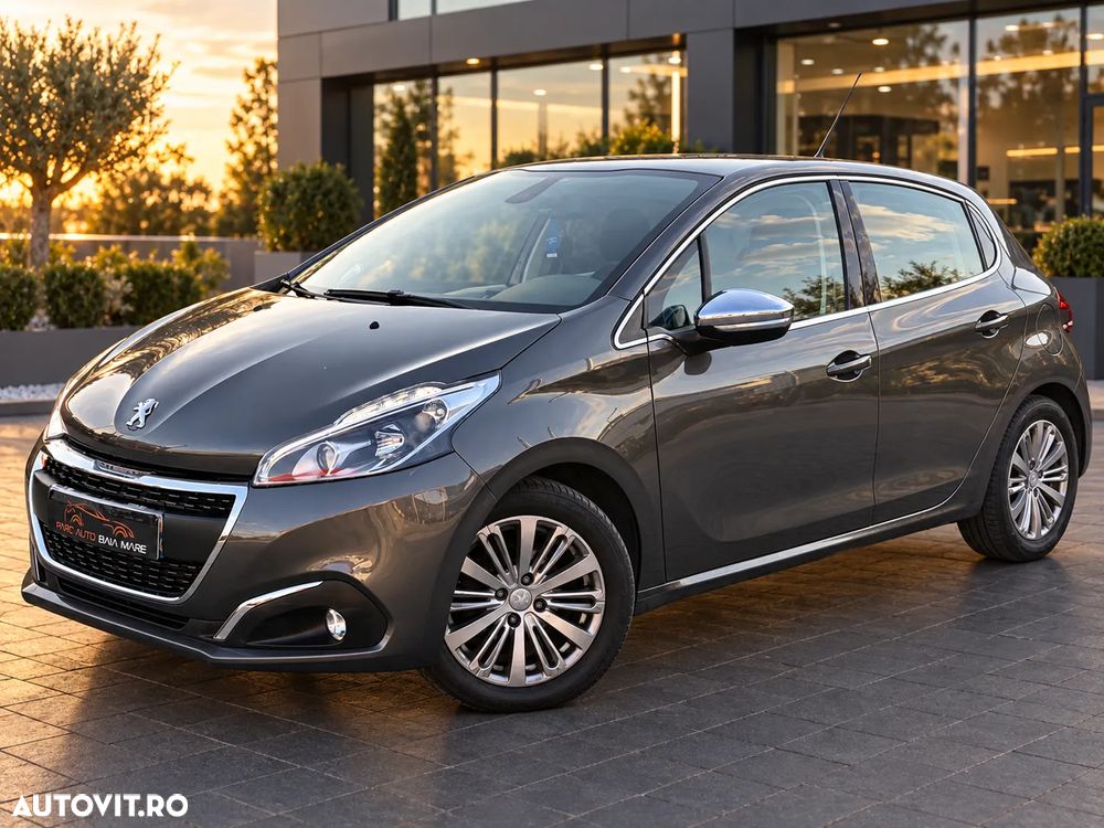 Peugeot 208 PureTech 110 Stop & Start EAT6 Allure - 1