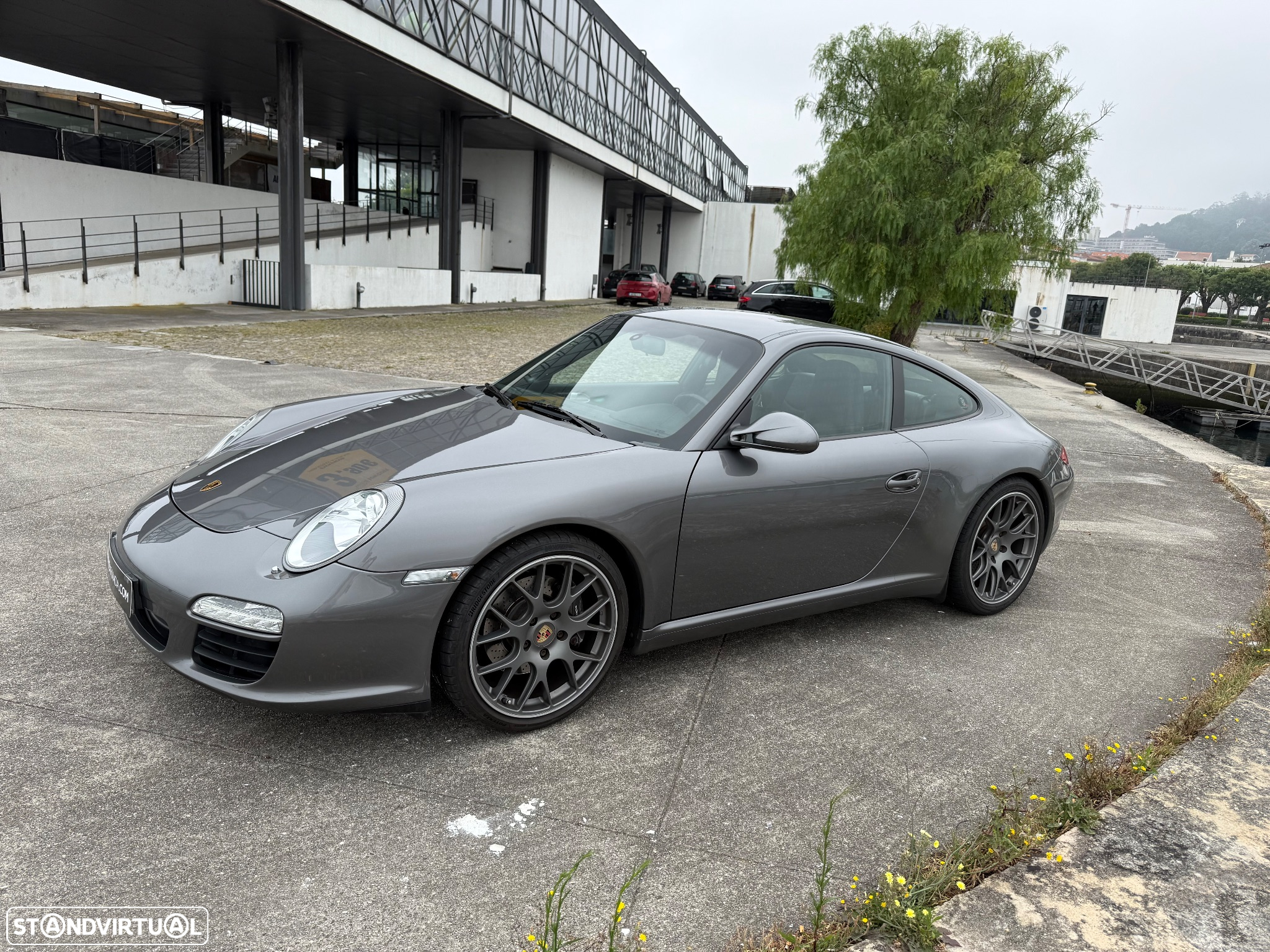 Porsche 911 (997) Carrera - 17