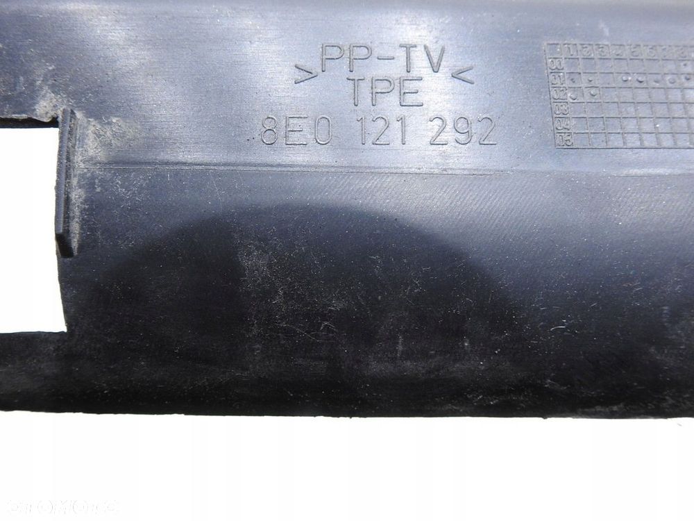 KIEROWNICA POWIETRZA AUDI A4 B6 8E0121292 - 7