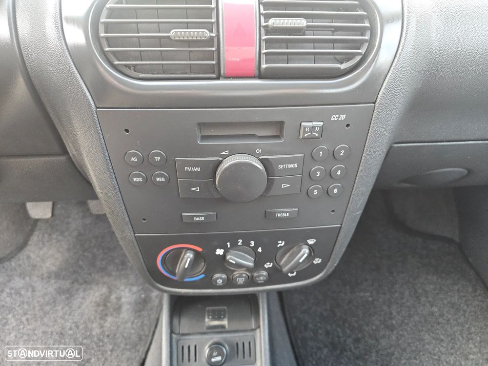 Opel Combo Tour 1.3 CDTi - 29