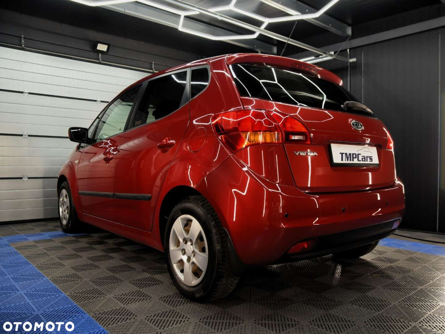 Kia Venga - 4