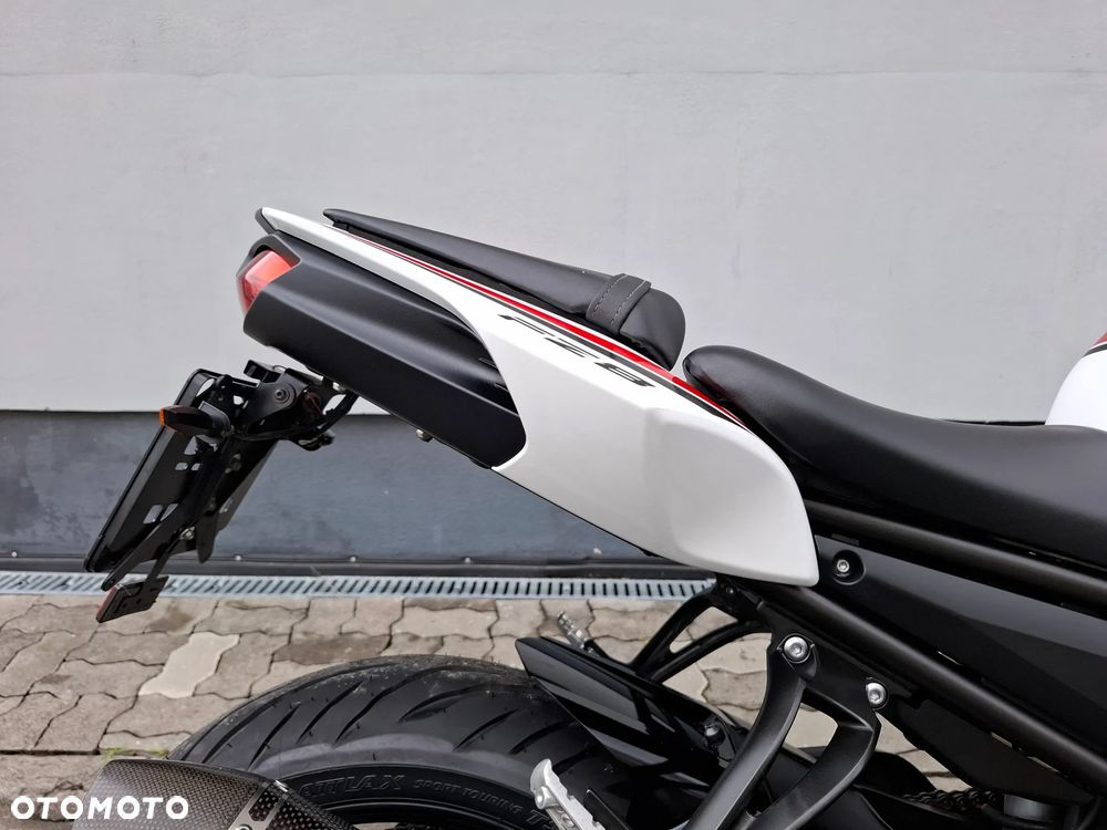 Yamaha FZ8 - 18