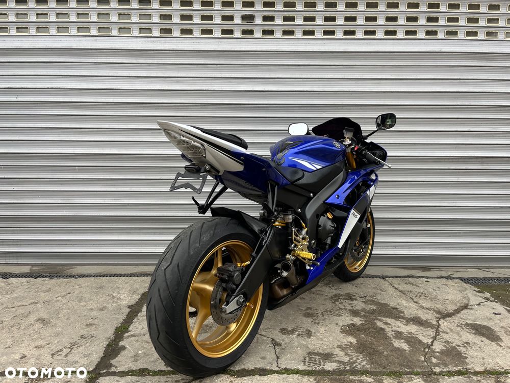 Yamaha R6 - 18
