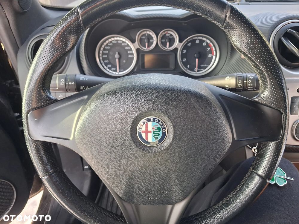 Alfa Romeo Mito TB 1.4 16V MultiAir Quadrifoglio Verde - 2