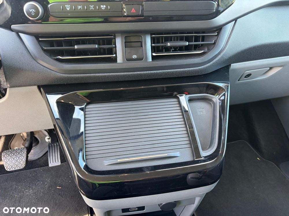 Ford Tourneo Custom 2.0 EcoBlue L1 Titanium SelectShift - 24