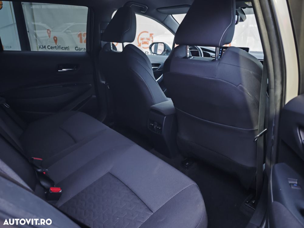 Toyota Corolla 1.8 HSD Dynamic - 16